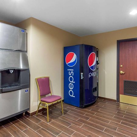 Comfort Suites Сийфорд Екстериор снимка