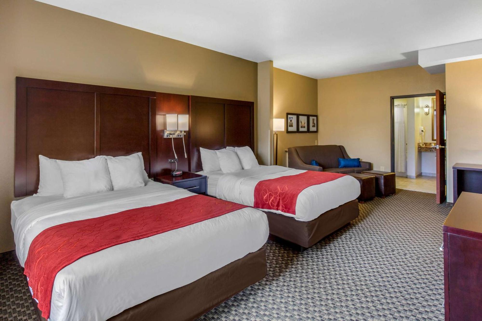 Comfort Suites Сийфорд Екстериор снимка