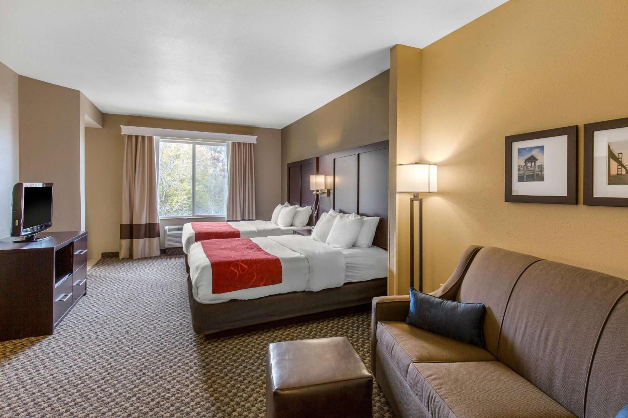 Comfort Suites Сийфорд Екстериор снимка